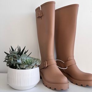 Jimmy Choo Nude Rainboots